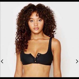 Frankies Alana Bikini Top Medium - NWT